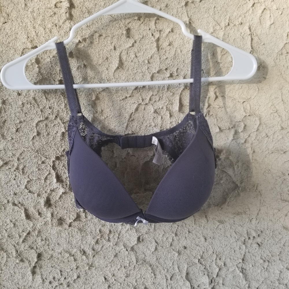 Victoria secret bra 34DD